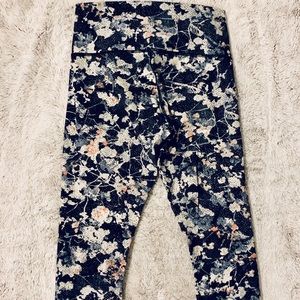 🍋 RARE Lululemon Full Length Wunder Unders 🍋